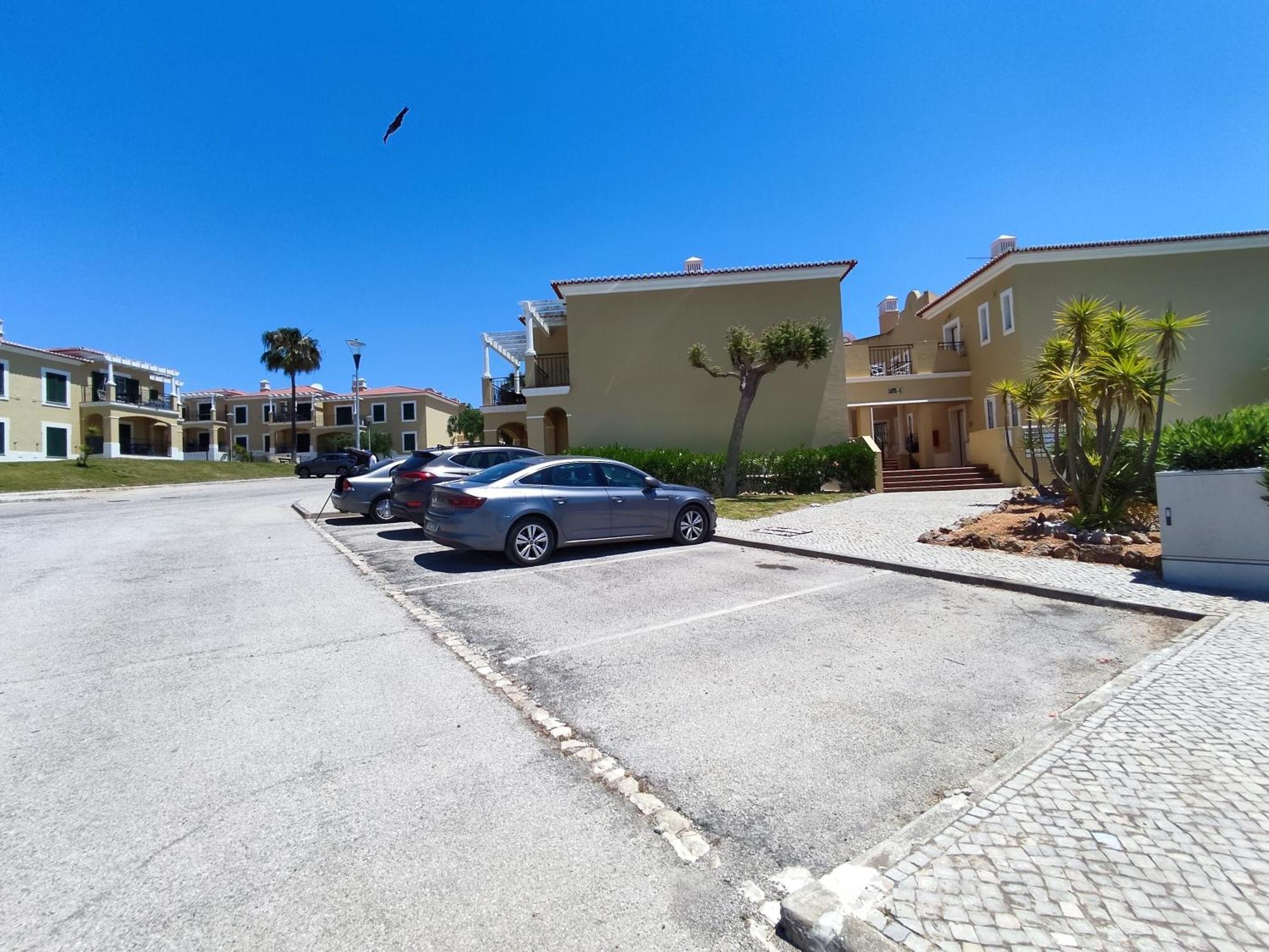 شقة 1D Areias De Porches, Pool & A/C - Casas & Papeis Armação de Pêra المظهر الخارجي الصورة